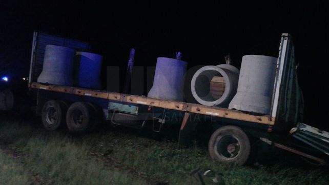 Un camionero falleció luego de chocar de frente con otro camión
