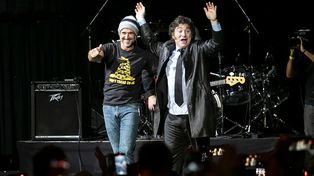El próximo 6 de octubre Javier Milei planea interpretar covers con mensajes políticos en el Movistar Arena para presentar su libro “La construcción del milagro”&nbsp;