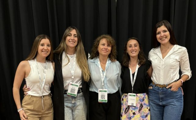 El equipo de científicas que publicó su trabajo sobre Chagas en una&nbsp; importante revista internacional.