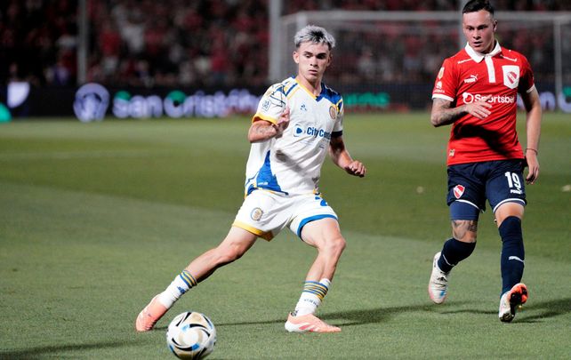 Lo de Santi López fue mejor en el primer semestre que en el segundo. Tiene opción de compra por la mitad del pase.