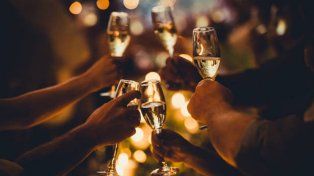 Brindis para recibir el Año Nuevo