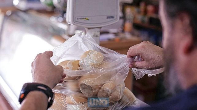 Buscan mantener a raya el valor de venta del pan en panaderías.