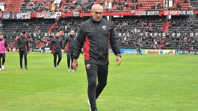Iván Delfino metería al menos un cambio para visitar a San Miguel.