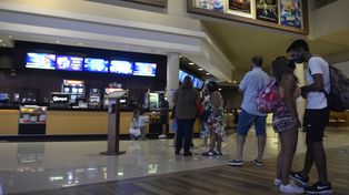 Los cines una opción para este atípico domingo de vacaciones, domingo de elecciones.&nbsp; 