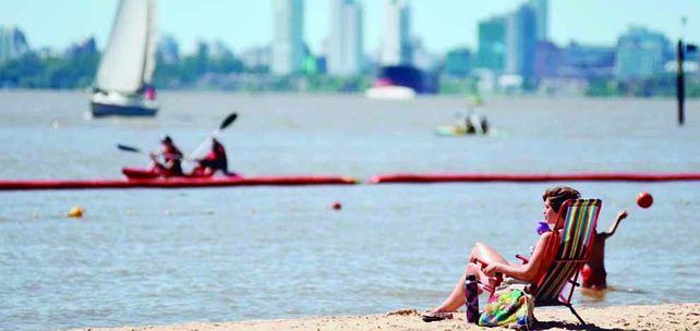 La Florida atrae viajeros de ciudades aledañas a Rosario que quieren disfrutar de la costa.