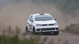 Baucero hizo valer la localía en la A6 del Rally Entrerriano.