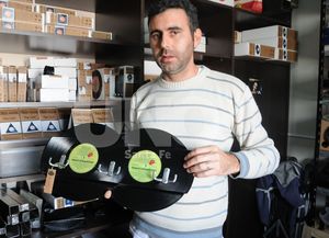 Otra de las perspectivas desde donde puede abordarse el vinilo, es el diseño.
