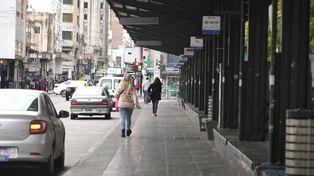 El paro de colectivos tiene un total acatamiento en Rosario.