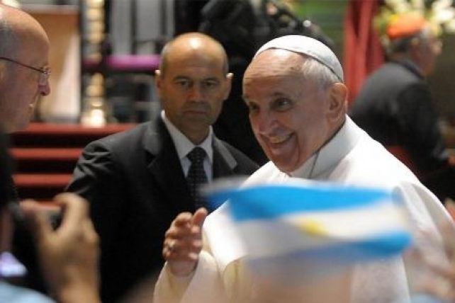El papa Francisco recibirá a la Selección antes del amistoso ante Italia