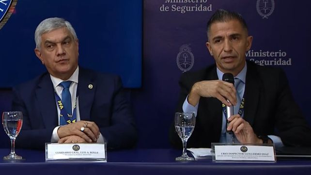 Ataque en la escuela de San Cristóbal: la investigación reveló los vínculos directos entre el tirador y el adolescente detenido