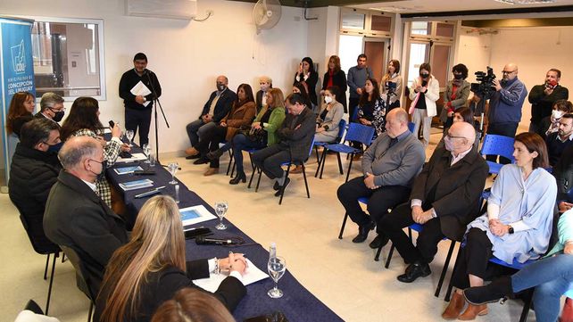 Las becas buscan promover el interés científico entre los estudiantes.&nbsp;