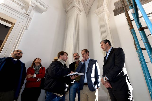 El gobernador Gustavo Bordet y el vicegobernador Adán Bahl recorrieron la obra de restauración
