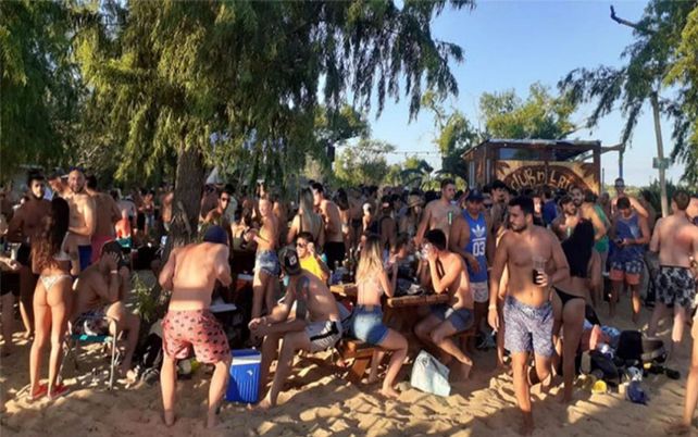 Una imagen de uno de los 19 paradores habilitados en la isla entrerriana.