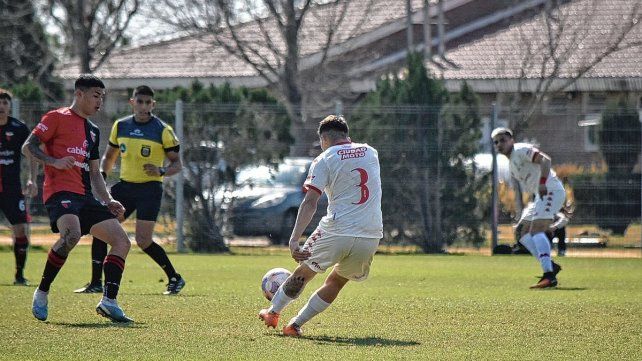 Durísima derrota de la Reserva de Colón ante Huracán