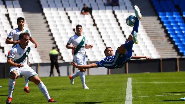 Banfield ganó y salió de la zona del descenso