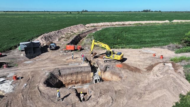 Un año de intensas lluvias: Santa Fe acelera la ejecución de obras en más de 100 localidades de alto riesgo