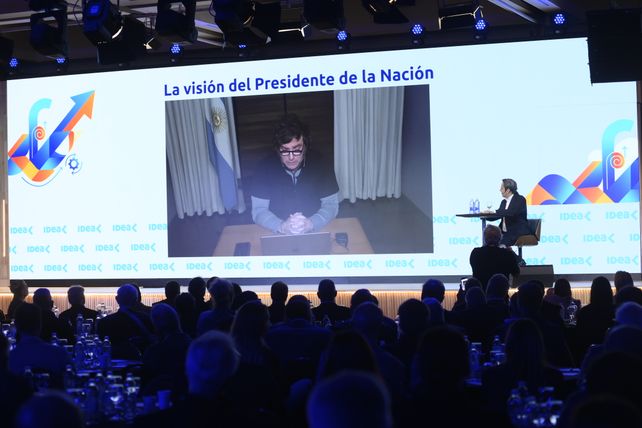 El presidente Javier Milei habló frente a los empresarios más destacados del país en el 62º Coloquio de Idea.