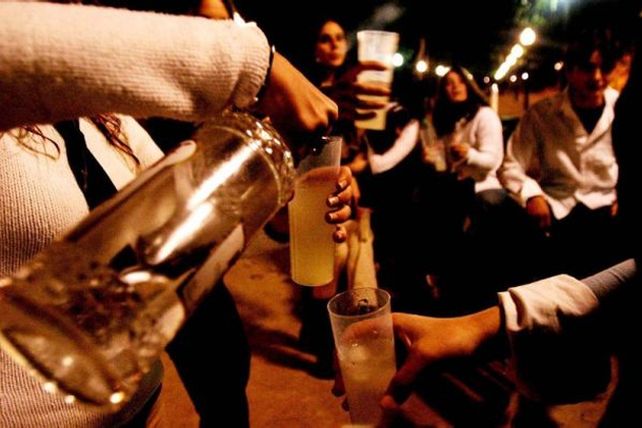 Jóvenes y alcohol: los santafesinos consumen más que la media nacional