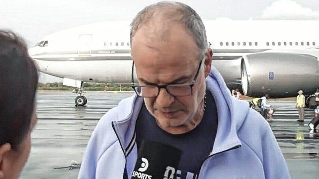 Marcelo Bielsa habló en la llegada de la selección de Uruguay a Playa del Carmen.
