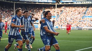 Un ex-Newells anotó un triplete y es la figura de la revelación de La Liga de España