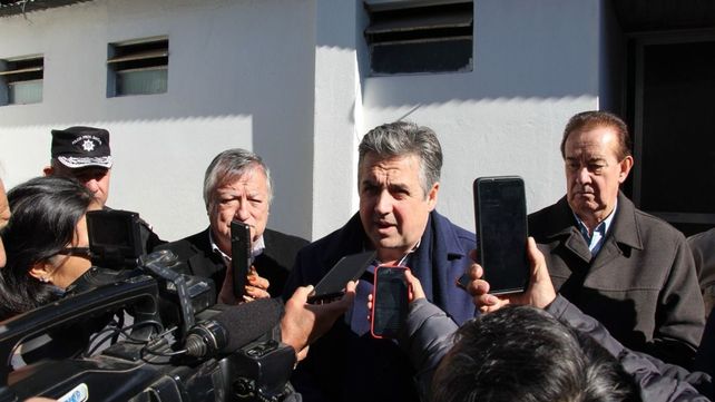 Policía atrincherado en Santa Fe: Cococcioni afirmó que tenía una causa por corrupción que no tuvo resolución