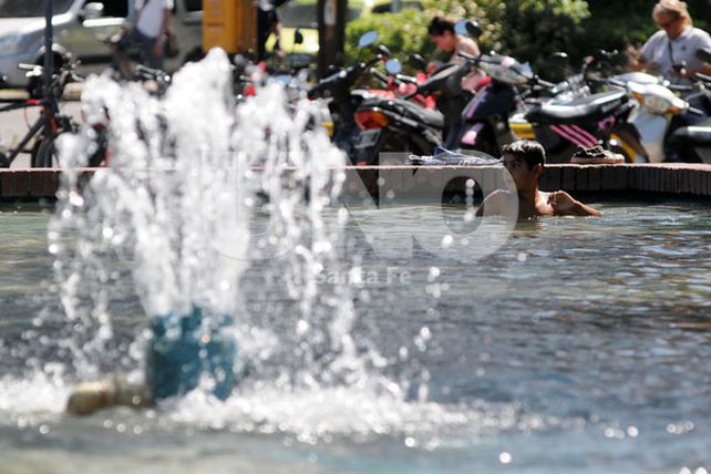 Termina el 2013 al horno en la ciudad: a las 18, la térmica llegó a los 55º