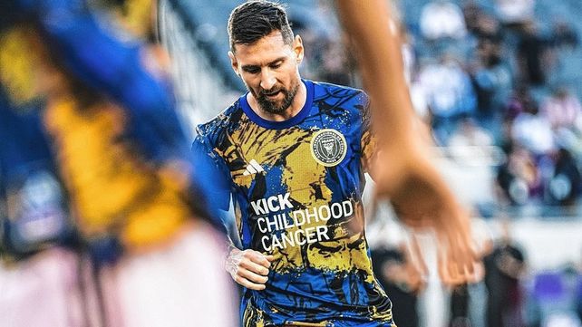 Campañas. Durante septiembre la MLS lleva adelante una campaña solidaria para juntar fondos para la investigación en cáncer infantil. Messi siempre colabora con las iniciativas de bien público.