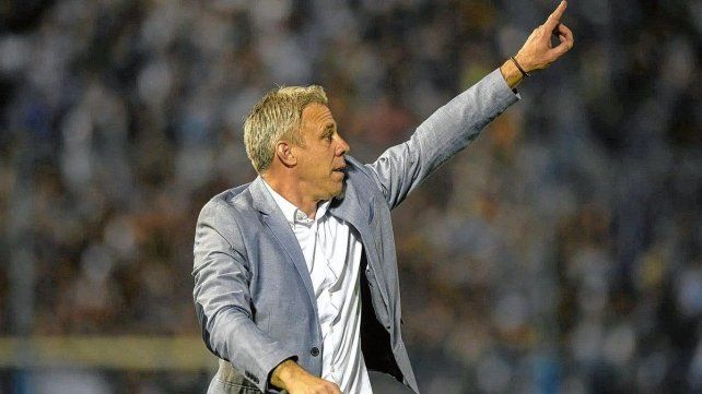 Pusineri se ilusiona con ser campeón con Atlético Tucumán