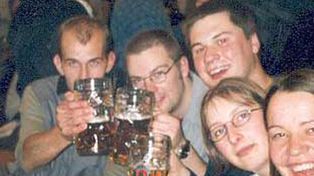 Proponen en Inglaterra que los menores de 15 a&ntilde;os no beban alcohol