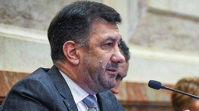 Desde Paraguay el exsenador Edgardo Kueider dijo que el kirchnerismo no le perdona haber votado la Ley Bases
