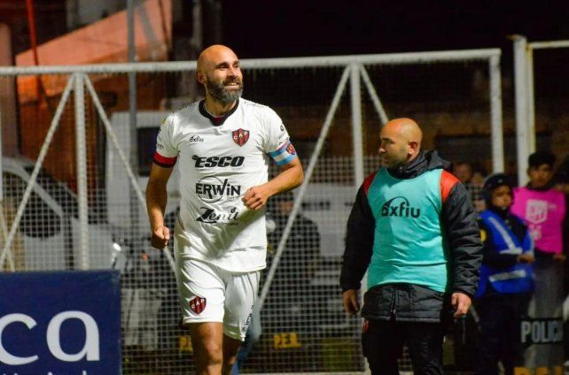 Central sumará al exdefensor de Patronato Quintana a préstamo por un año.