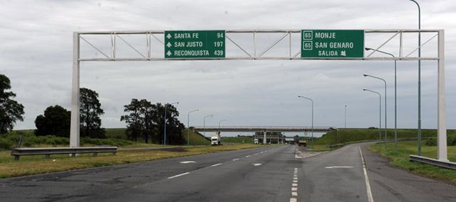 Funcionarios fueron perseguidos en la autopista Santa Fe-Rosario