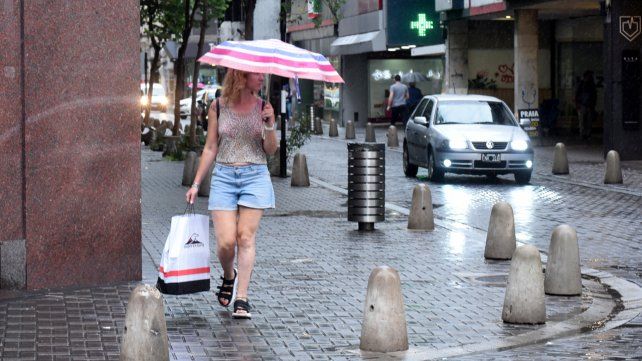 Un domingo con calor y anuncio de tormentas que traigan un poco de alivio