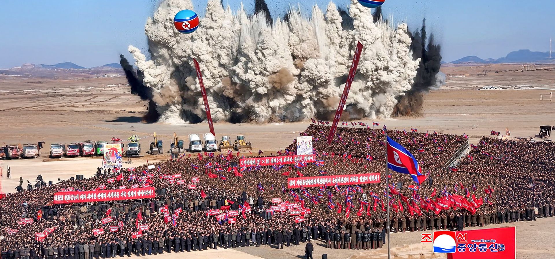 Una fotografía publicada por la agencia de noticias oficial de Corea del Norte muestra una ceremonia de colocación de la primera piedra que marca el inicio de una construcción de desarrollo regional, Condado de Unnyul, Corea del Norte. Fotografía: KCNA/AFP/Getty Images Una fotografía publicada por la agencia de noticias oficial de Corea del Norte muestra una ceremonia de colocación de la primera piedra que marca el inicio de una construcción de desarrollo regional, Condado de Unnyul, Corea del Norte. Fotografía: KCNA/AFP/Getty Images