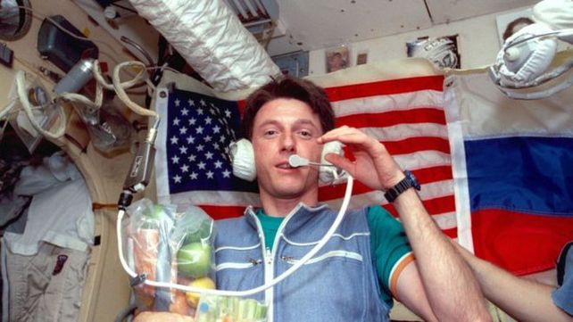 Sobreviviente. Foale a bordo de la estación orbital rusa en 1997.&nbsp;