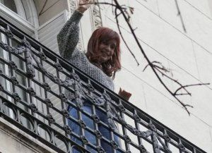 La Justicia extendió la prisión domiciliaria de Cristina Kirchner