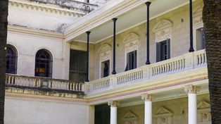 La Facultad de Derecho recupera la magia de su edificio construido en 1890