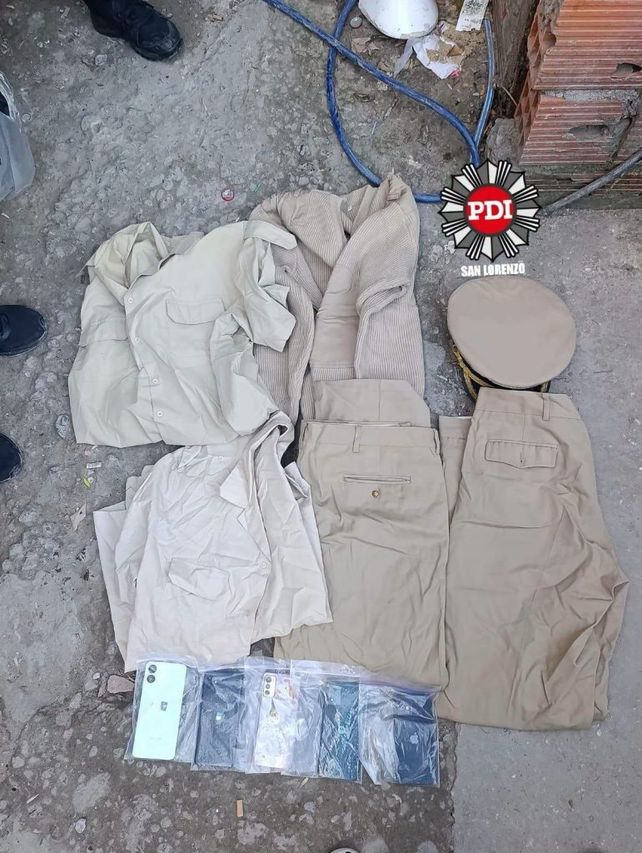 El inédito hallazgo de un uniforme de Prefectura Naval