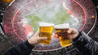 Para tomar una cerveza en cancha River hay que pagar abonos de más de un millón de pesos