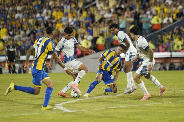 La última experiencia de Central en su cancha no fue buena. El equipo de Almirón cayó frente a Talleres.