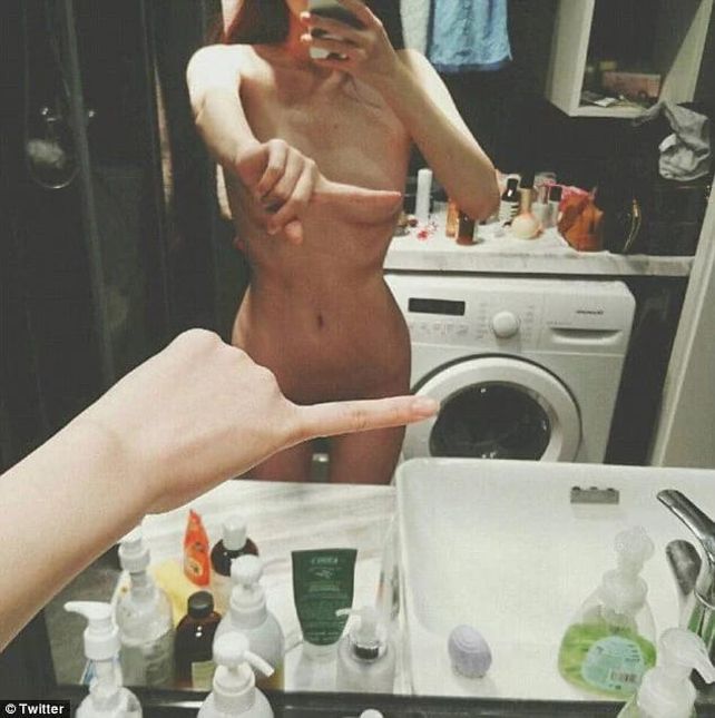 El one finger selfie challenge, la nueva moda que desafía la censura en las redes