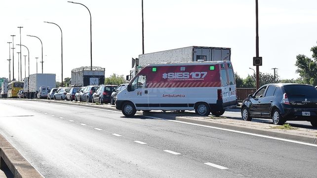 Corte de los pescadores en contra de la veda.