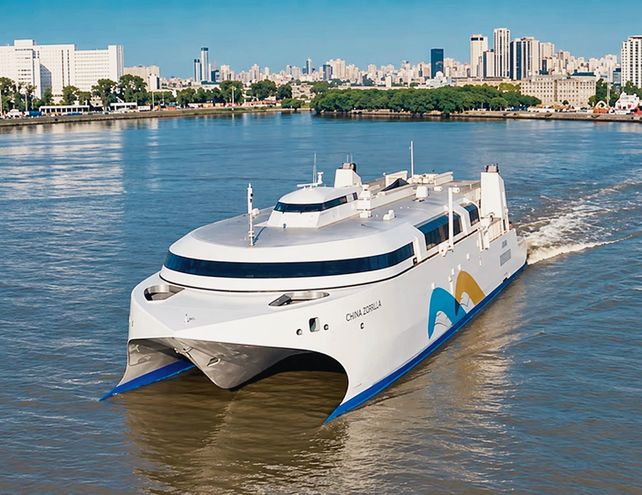 China Zorrilla: así es el ferry eléctrico más grande del mundo que llegó al Río de la Plata