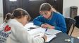 Comienzan las tutorías presenciales del programa Quedate para estudiantes con materias pendientes de secundaria