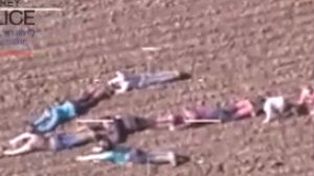 Un grupo de chicos formó una flecha humana para ayudar a la policía a encontrar a unos ladrones