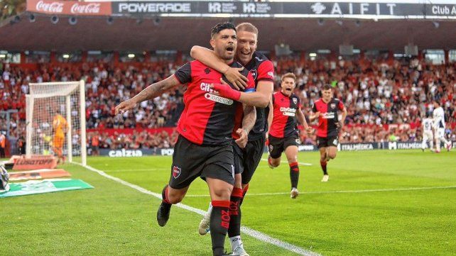 Newells cortó su racha adversa ante Independiente en Rosario