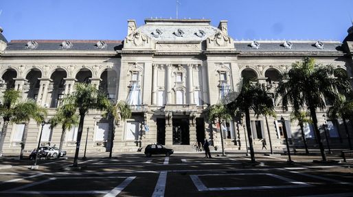 Paritarias 2018: el gobierno provincial recibe hoy a gremios estatales y docentes