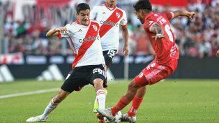 River empató 1 a 1 con Argentinos en el Monumental.