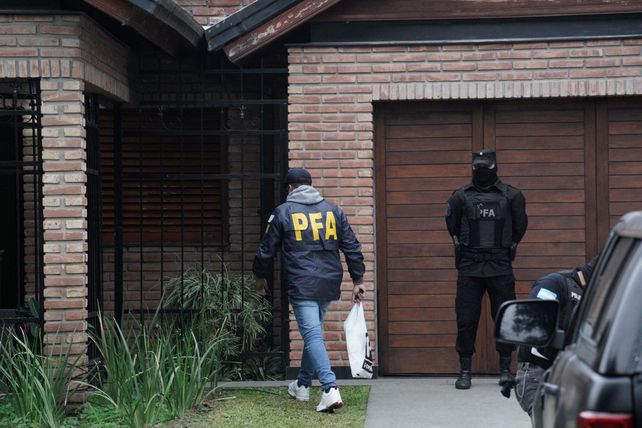 Mario Segovia, investigado por compra de armas y explosivos a Canadá vía Sinaloa