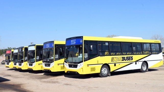 Siete nuevos coches para modernizar la flota de Autobuses Santa Fe en la ciudad Siete nuevos coches para modernizar la flota de Autobuses Santa Fe en la ciudad